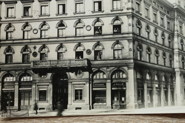2 AK München / 1920er und 1930er Jahre / Foto / Gebäude Architektur / Geschäfte Antiquariat J Halle und S Brandstetter